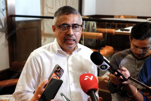 DATUK NOOR AZMAN RAHMAN
