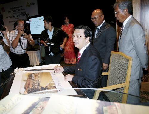 LIOW TIONG LAI