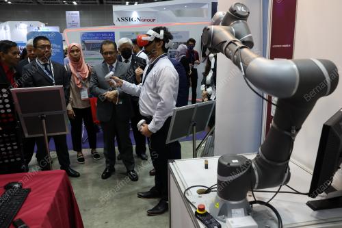 THE 11th EDITION OF ASEAN M&E EXPO SHOW