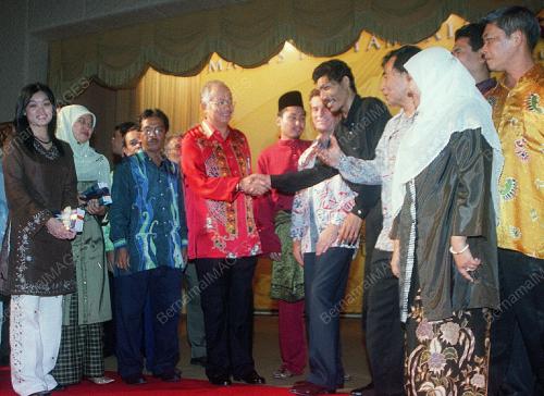 NAJIB TUN RAZAK
