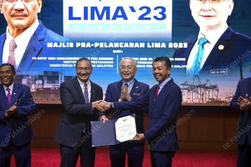 DATUK SERI HISHAMMUDDIN HUSSEIN