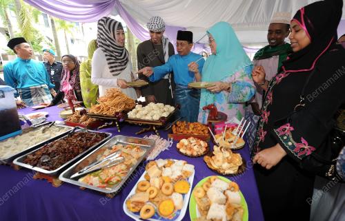 KL19_08082013_HARI_RAYA