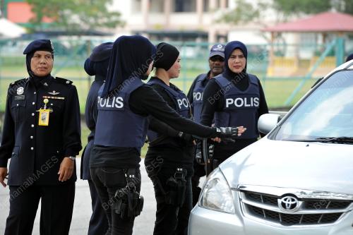 KL19_08102013_POLIS