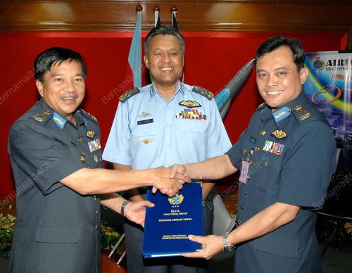 PANGLIMA OPERASI UDARA