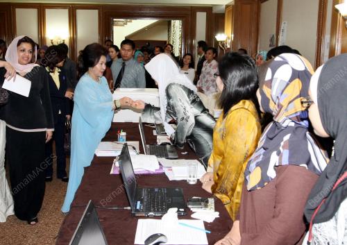 ROSMAH MANSOR