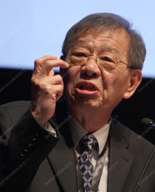 LIM KENG YAIK