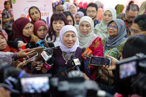 DATUK SERI NANCY SHUKRI