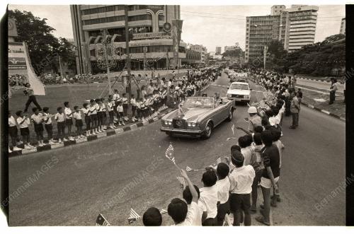 PERARAKAN KERETA DI RAJA