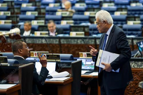DATUK SERI HAMZAH ZAINUDIN