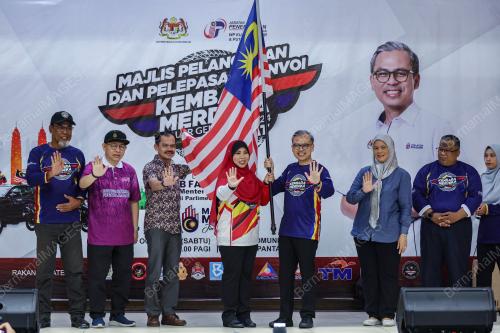 FAHMI FADZIL