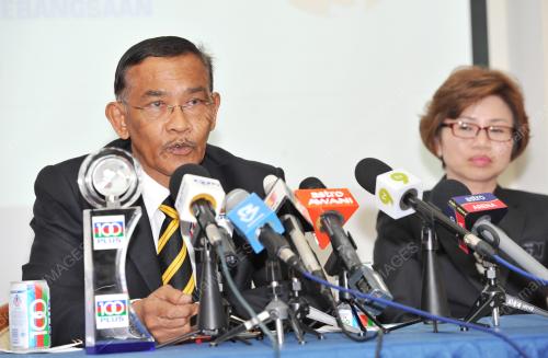 DATUK AZZUDDIN AHMAD