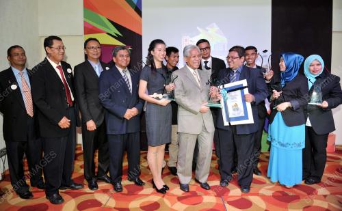KL19_10112014_POLITEKNIK