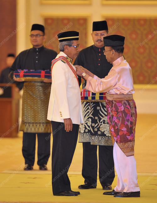 KL19_10112015_AGONG