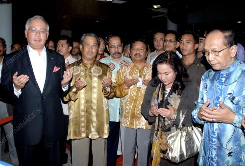 MOHD NAJIB TUN ABDUL RAZAK