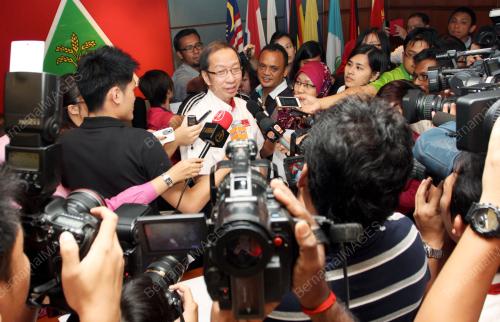 KL19_11052013_GERAKAN