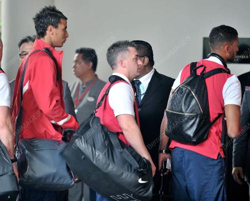 ARSENAL_ARRIVAL