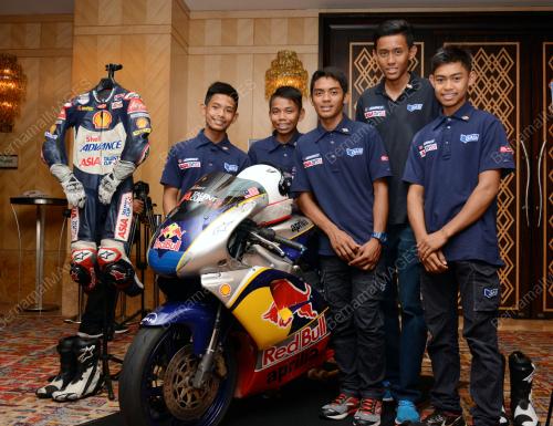 KL19_12032015_ASIA_TALENT_CUP