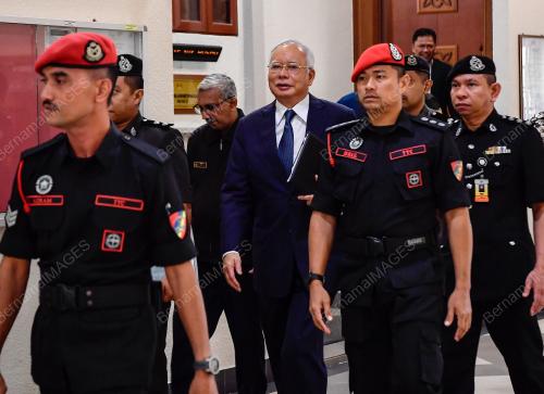 DATUK SERI NAJIB TUN RAZAK
