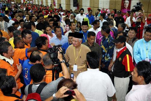 DATUK SERI MOHD NAJIB TUN ABDUL RAZAK