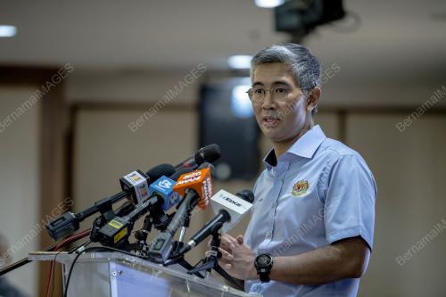 DATUK SERI TENGKU ZAFRUL TENGKU ABDUL AZIZ