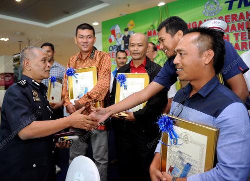 KL19_12082015_TKPN