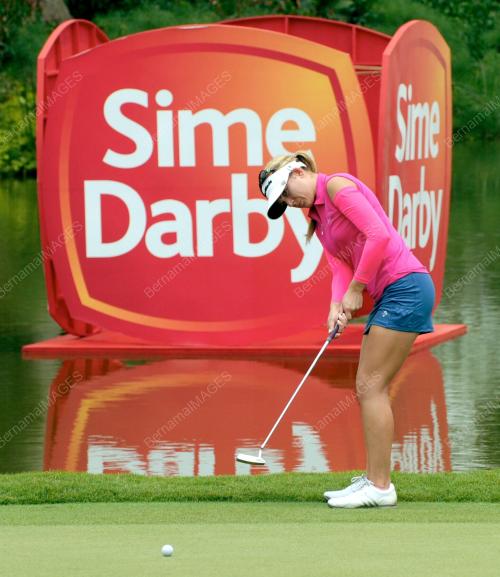 KL19_12102012_GOLF_LPGA