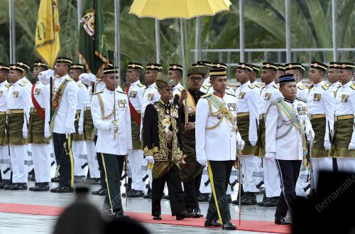 KL19_12122016_PARLIMEN