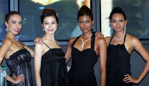 KOLEKSI ANGLE DIAMONDS