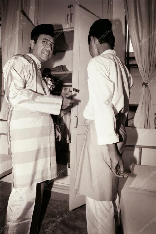 DATO' SERI DR. MAHATHIR BIN MOHAMAD