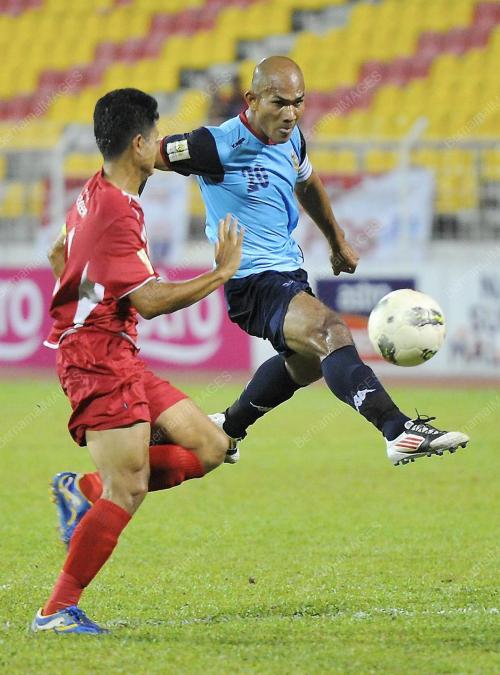 KL19_13072012_BOLA