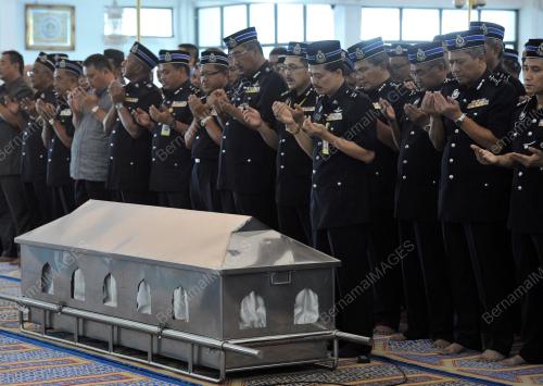 KL19_13102014_POLIS