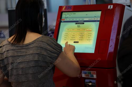 TIKET PENGANGKUTAN AWAM LARIS DIJUAL
