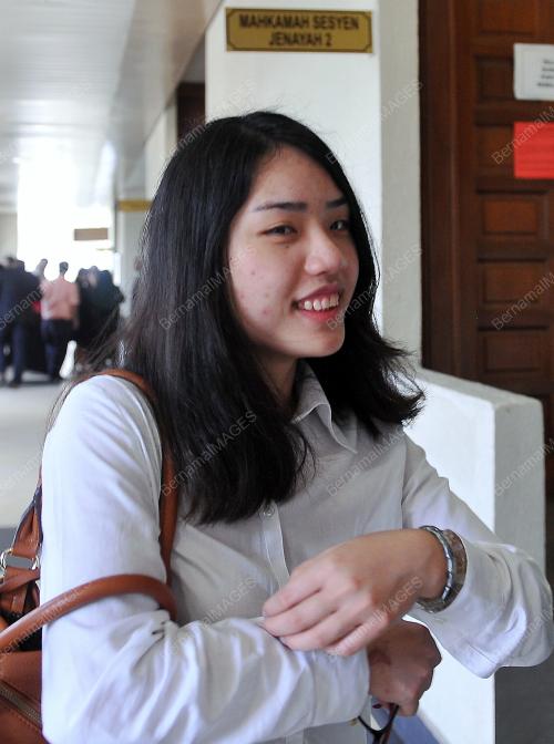 KL19_14042016_MAHKAMAH