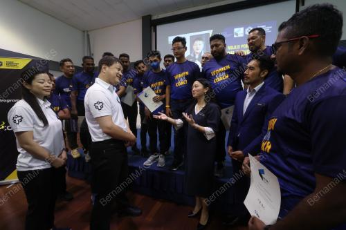 HANNAH YEOH