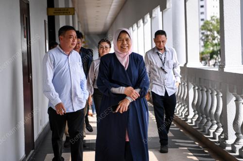 DATUK ZURAIDA KAMARUDDIN