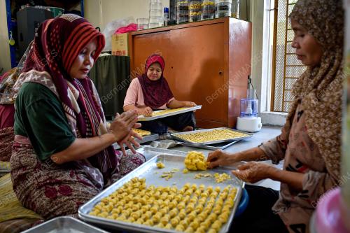 PERSIAPAN AWAL KUIH RAYA
