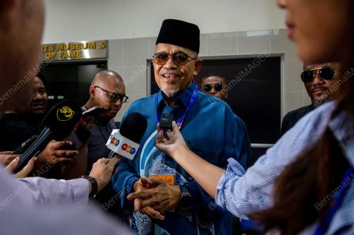 DATUK SERI DR SHAHIDAN KASSIM