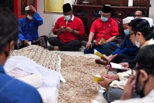 TAN SRI ZALEHA ISMAIL MENINGGAL DUNIA