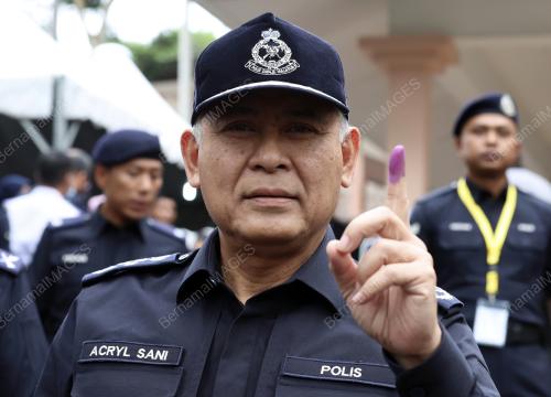 TAN SRI ACRYL SANI ABDULLAH