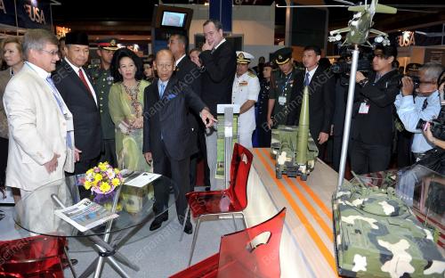 KL19_16042012_AGONG_DSA
