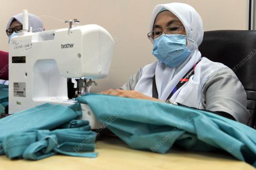 PERALATAN PERLINDUNGAN DIRI (PPE)