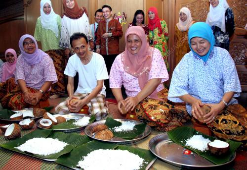SHURYANI SHUAIB