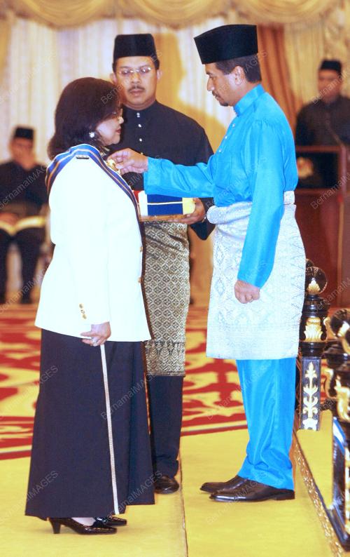 TUAKU MIZAN ZAINAL ABIDIN
