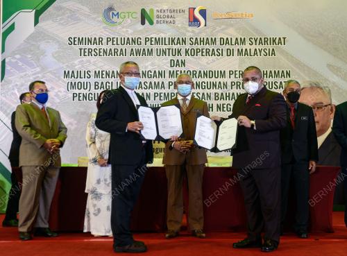 TAN SRI NOH OMAR