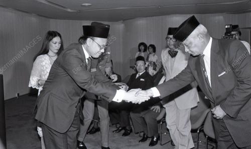 SULTAN AHMAD SHAH AL-MUSTAIIN BILLAH