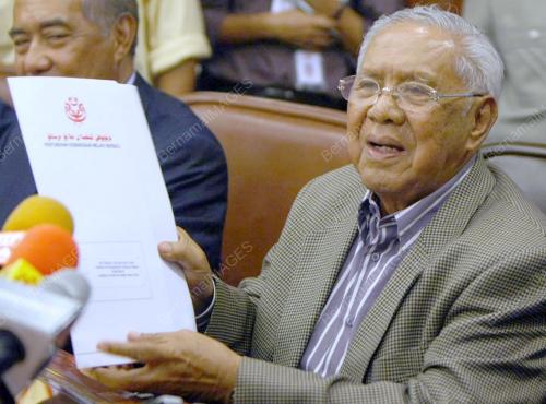 TENGKU AHMAD RIDHAUDDIN