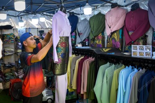 PERSIAPAN PENIAGA JALAN TAR