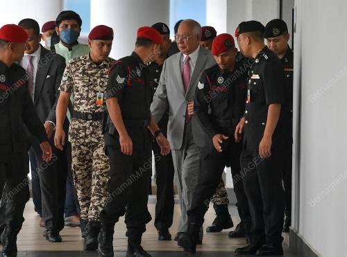 DATUK SERI NAJIB TUN RAZAK