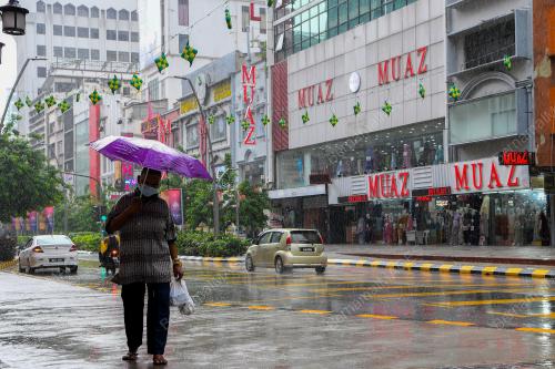 TINJAUAN PENGOPERASIAN PERNIAGAAN
