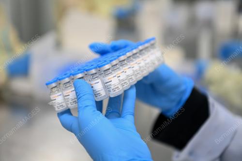 LAWATAN PERDANA MENTERI KE PHARMANIAGA